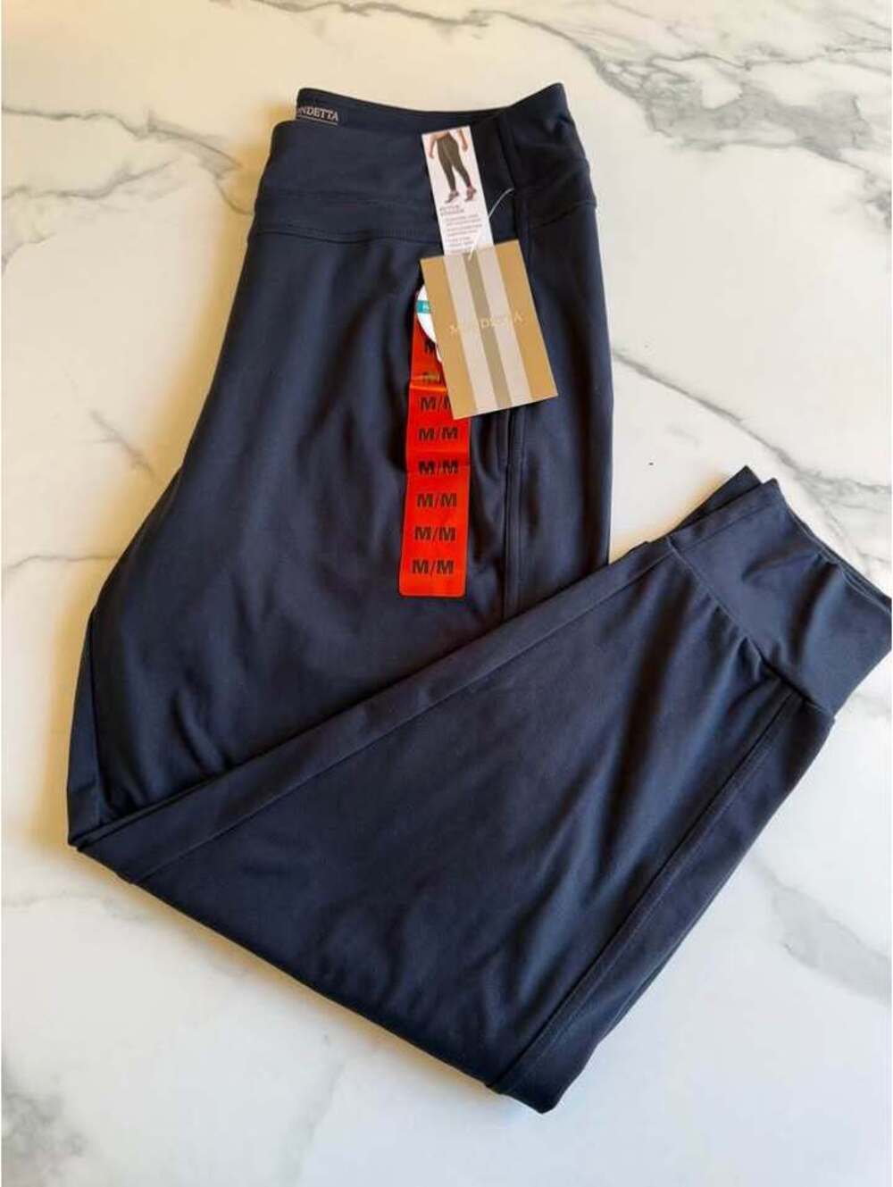 Mondetta woman’s active joggers black medium
